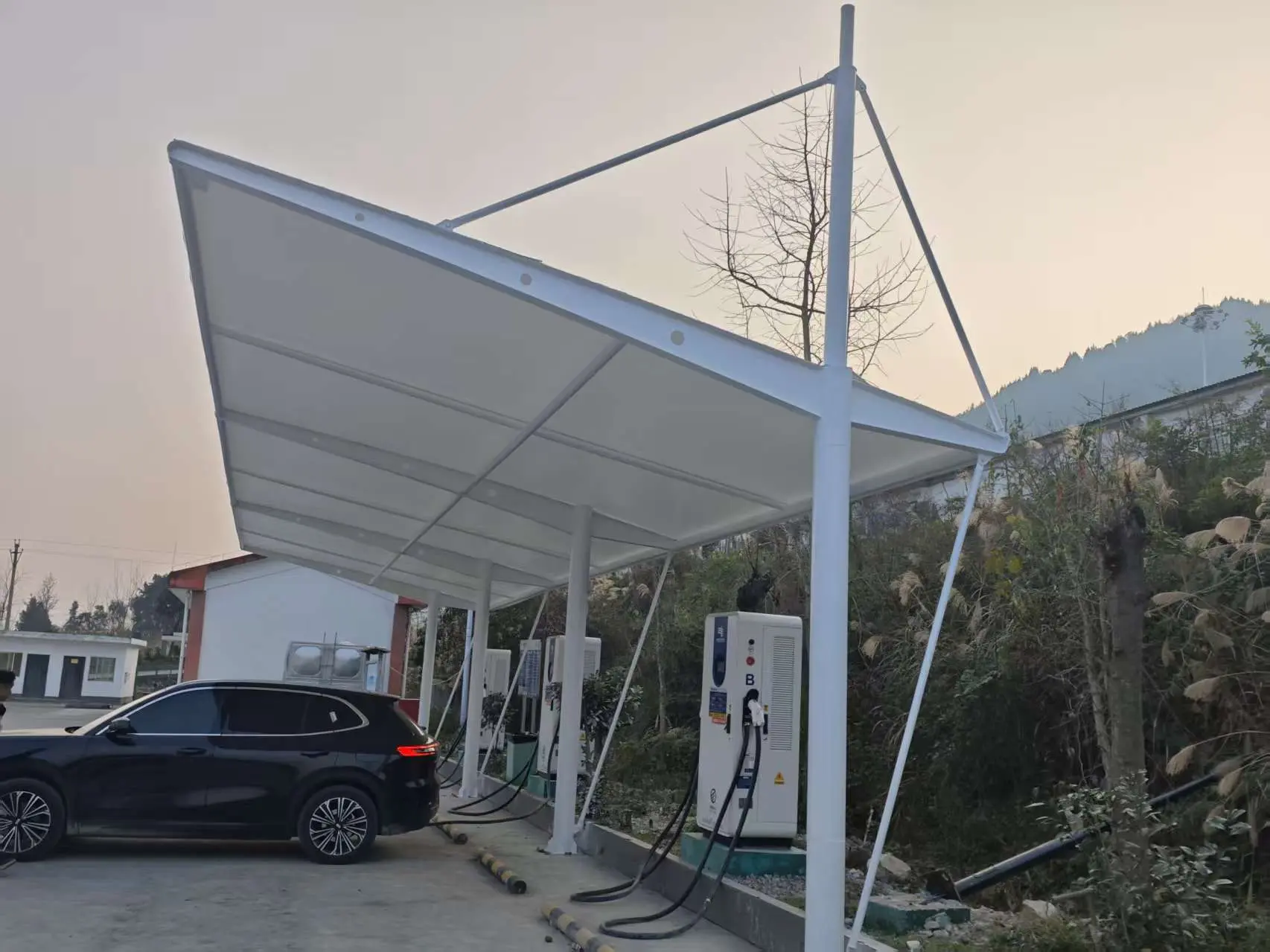 贵州贵阳膜结构停车棚怎么选才不踩坑？园区、小区、政府项目都该看看